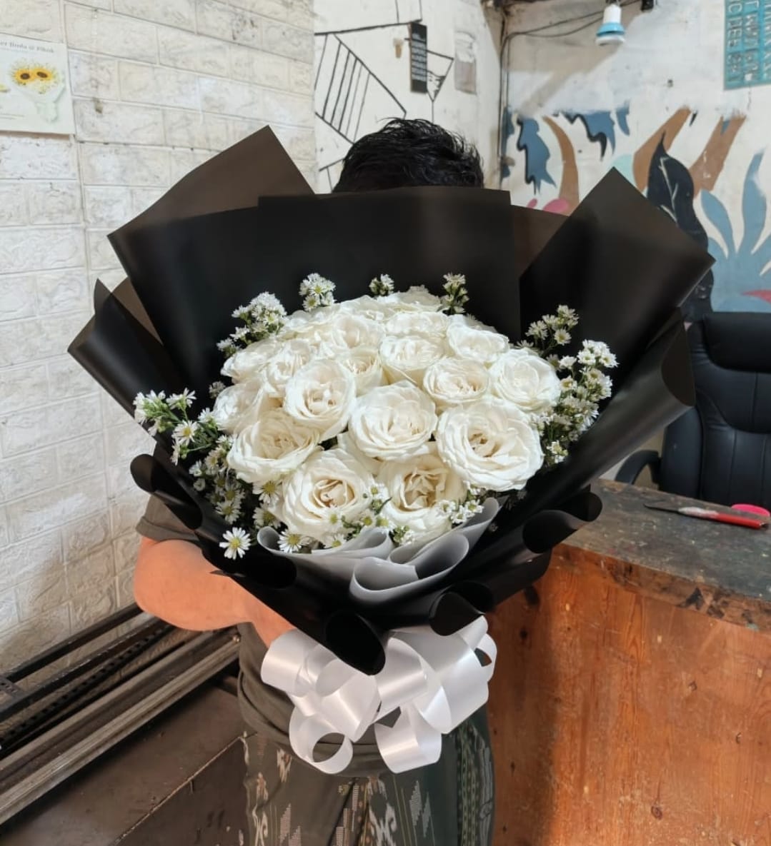 Hand Bouquet #2